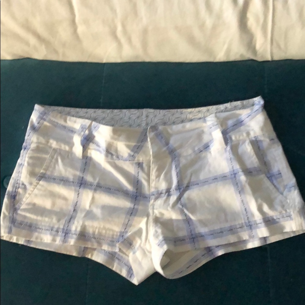Short shorts